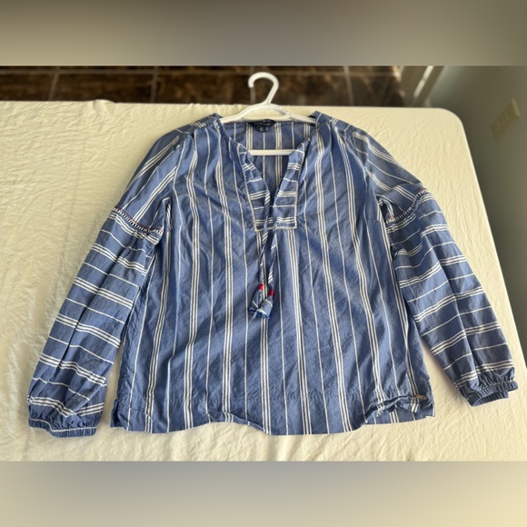 Tommy Hilfiger Blue Striped Women's Top Small - Picture 3 of 9
